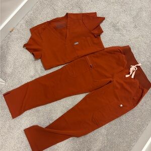 Figs Women's Auburn Scrub Set